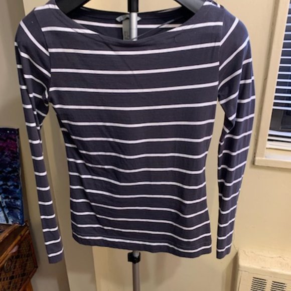 Striped H & M Top - Picture 2 of 6